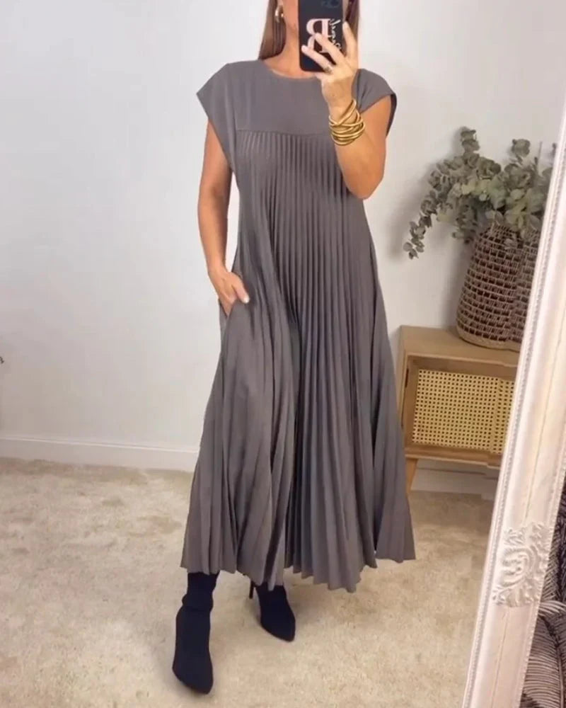 Leah Timeless Comfort Dress